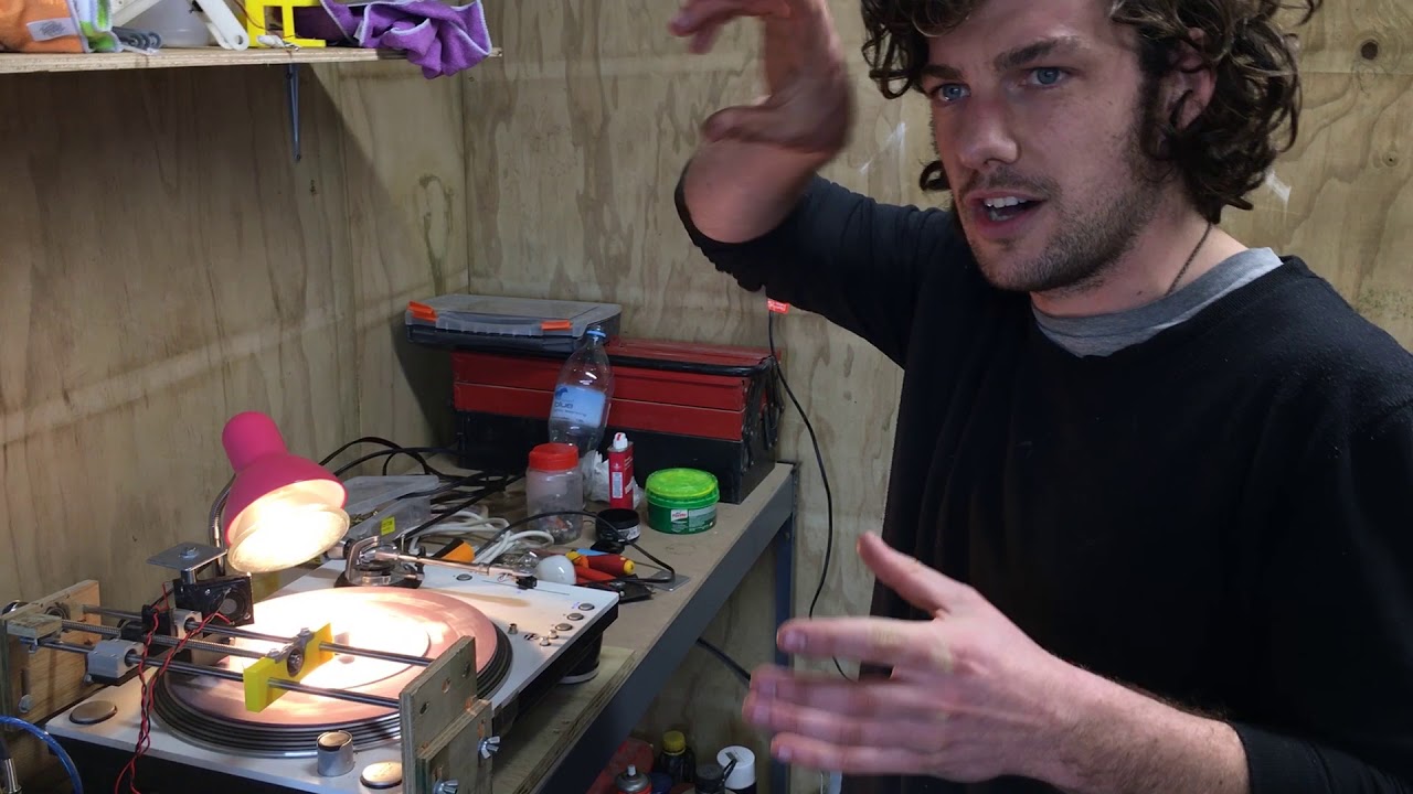 Making a record with Johnny Electric | RDView
