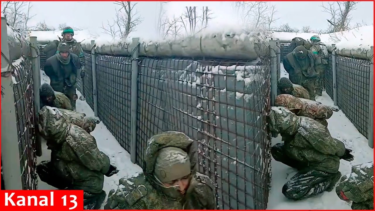 “We don’t want to die” - Russian soldiers who refused to fight surrendered to Ukrainians in a trench
