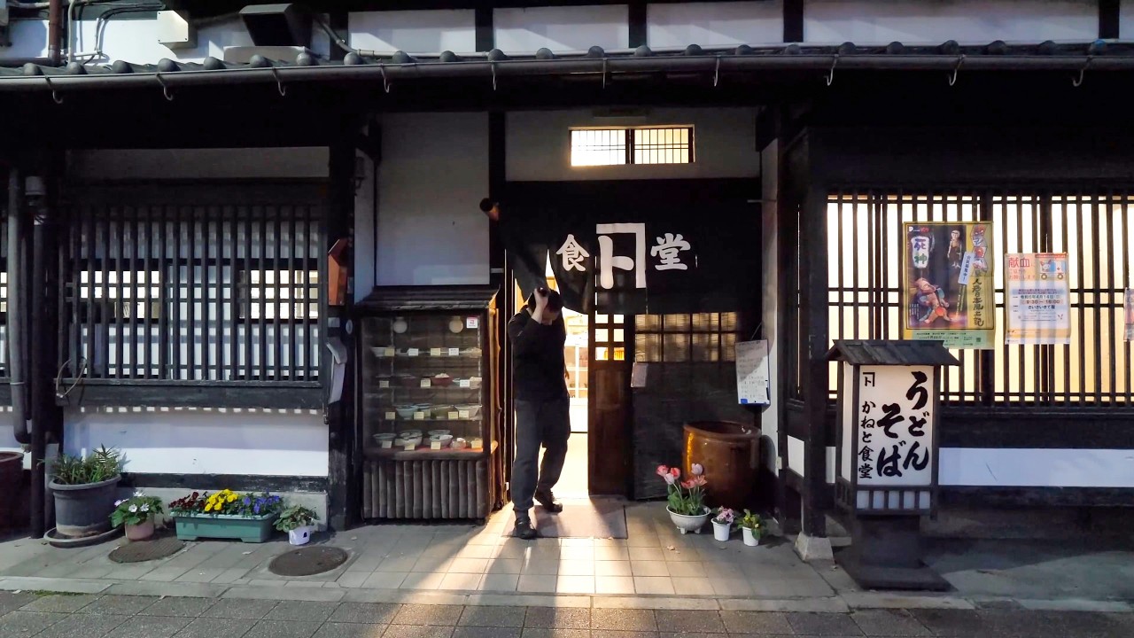How This 132-Year-Old Japanese Diner Has Been Serving Breakfast Since 1892!