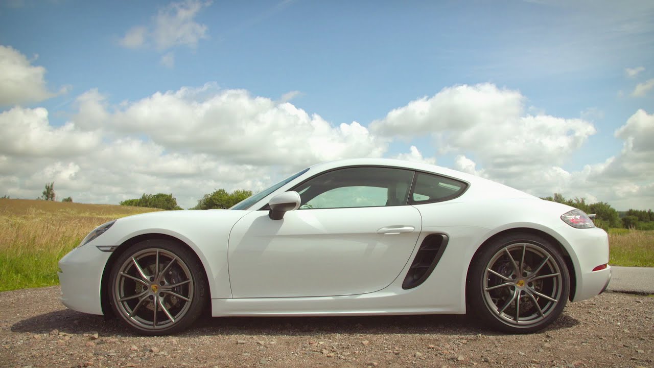 Porsche 718 Cayman Carrera White Exterior, Interior and Drive