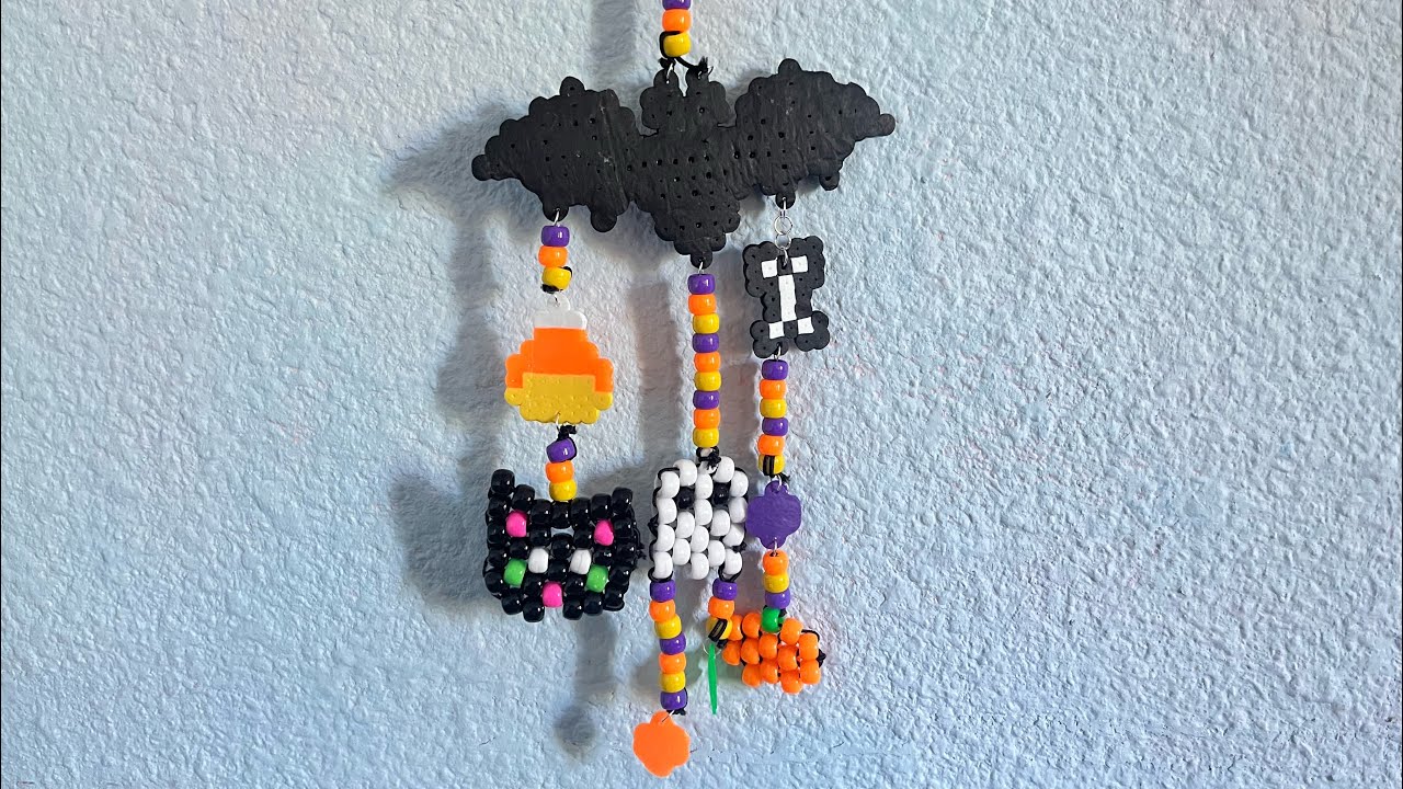 making a kandi halloween decoration !! ^.^