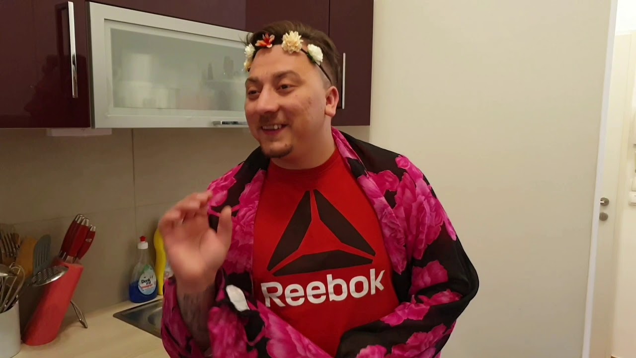 Svi imamo u familiju jednog što sve najbolje zna😀Teča Mica iz Leskovce