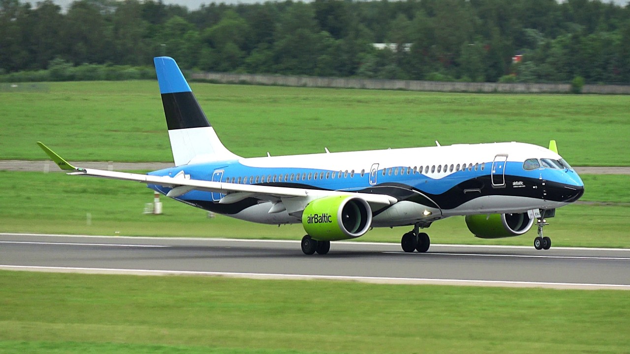 4K | ✈️ 13 STUNNING TAKEOFFS & LANDINGS at 🇱🇹 Vilnius Intl Airport (VNO/EYVI)