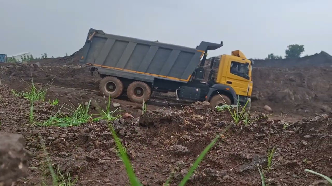 Bharatbenz 2828C HX HD TIPPER