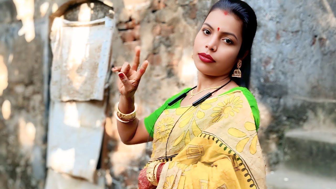 যার নাম লেখা ছিল নয়নে মুছে যাবে নয়নের শ্রাব নে যতটুকু রয়ে যাবে সেতো শুধু হয়ে যাবে ফেলে যাও
