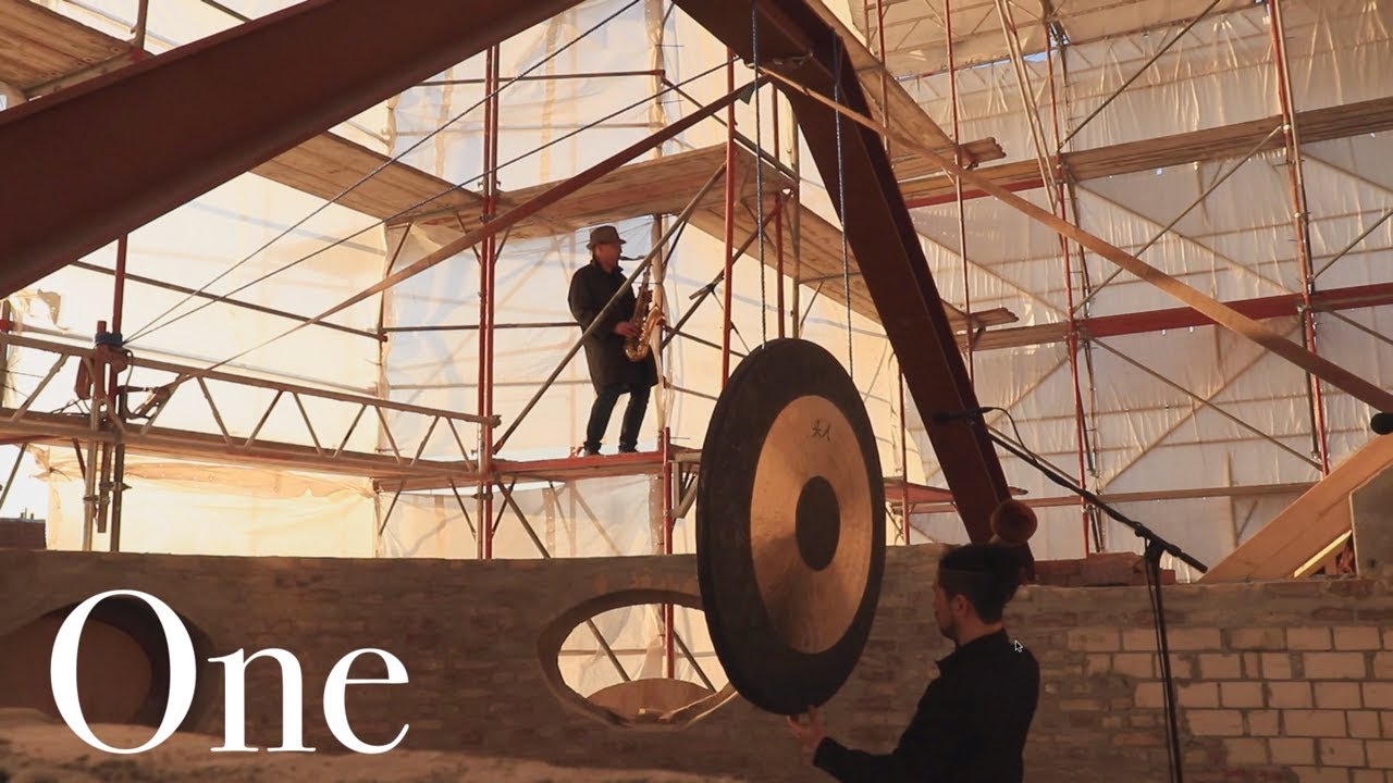 One - Meditation for Wuhan Gong and Saxophon