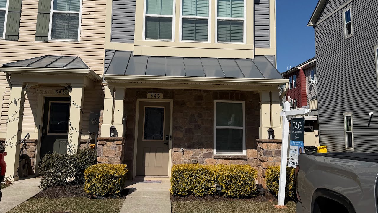 Creekside Village Townhome Glen Burnie MD!  