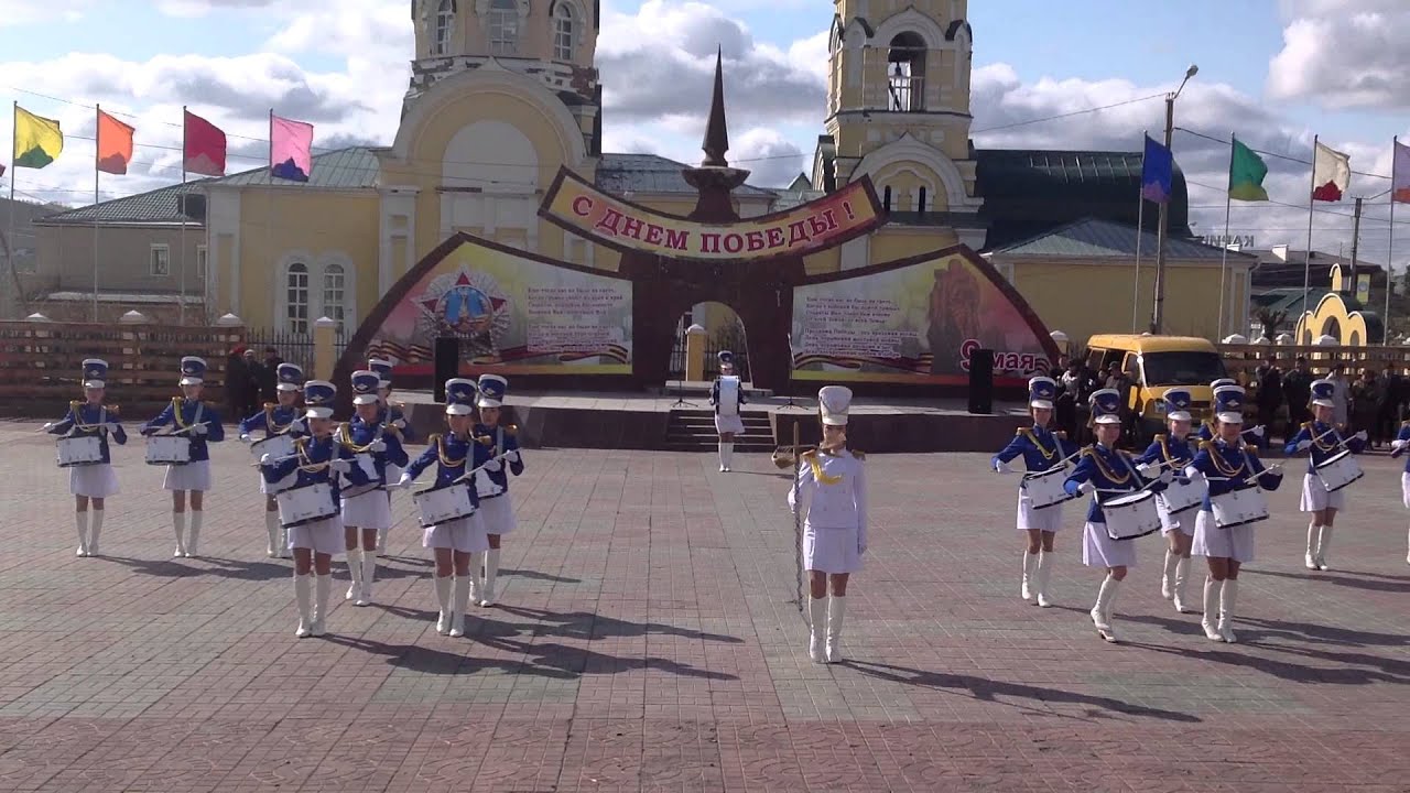 Взвод барабанщиц Агинской окружной гимназии-интерната