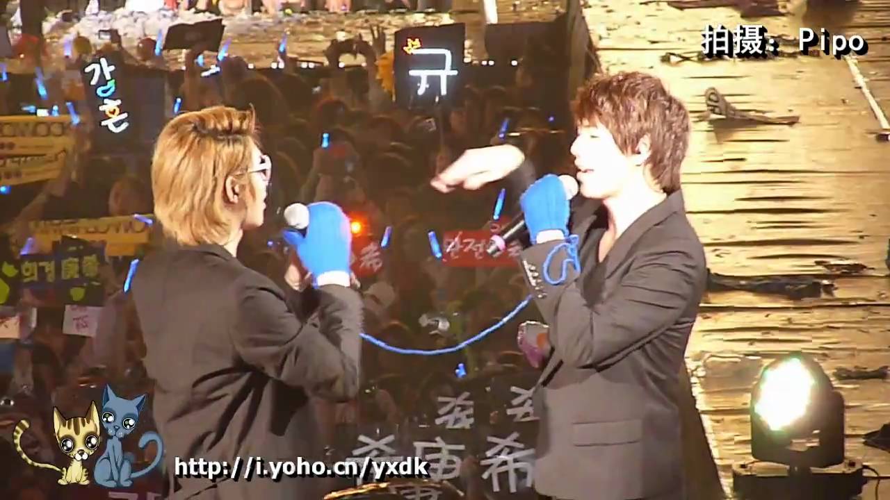 101113 SS3 Nanjing- Dancing Out- Kyuhyun & Heechul (Precious KyuChul moment♥) HD Fancam