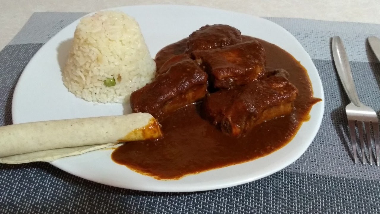 COSTILLAS DE CERDO EN CHILE PASILLA 😋👌/ Fiesta de Sabores