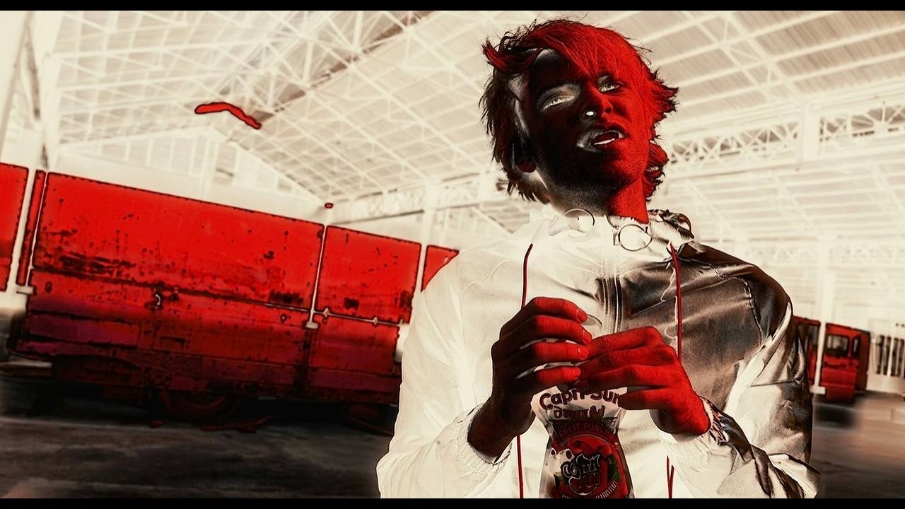 chestykrueger - &laquo;улыбайся&raquo; (Official Music Video) Prod. от Rgs2k, Saintracks