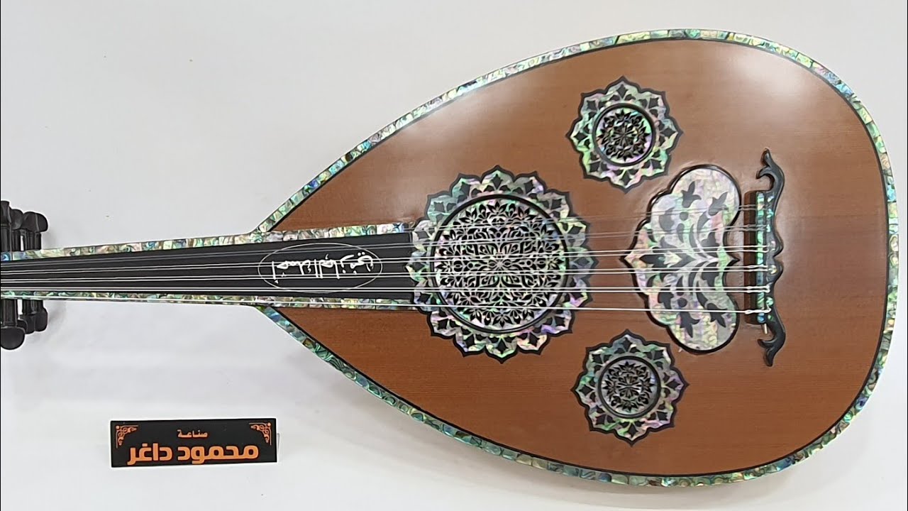 تقاسيم هزام مع تعب الهوي قلبي Oud بريشة سيد منصور عود صناعة محمود داغر تسلسل (a453)