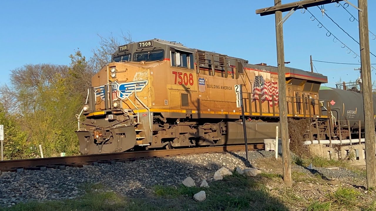 Three UP Trains Near T112 | San Antonio, TX