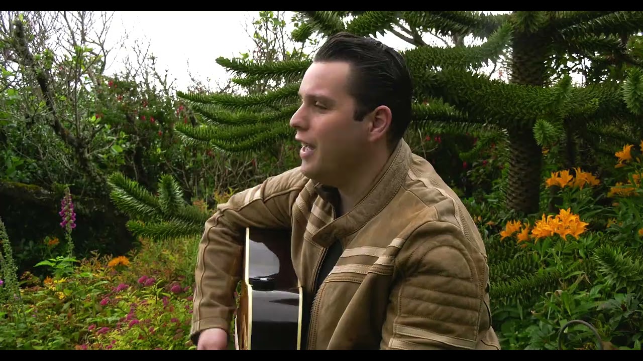 Brandon McPhee Hello Darling #conwaytwitty #country #countrymusic  #scotland 