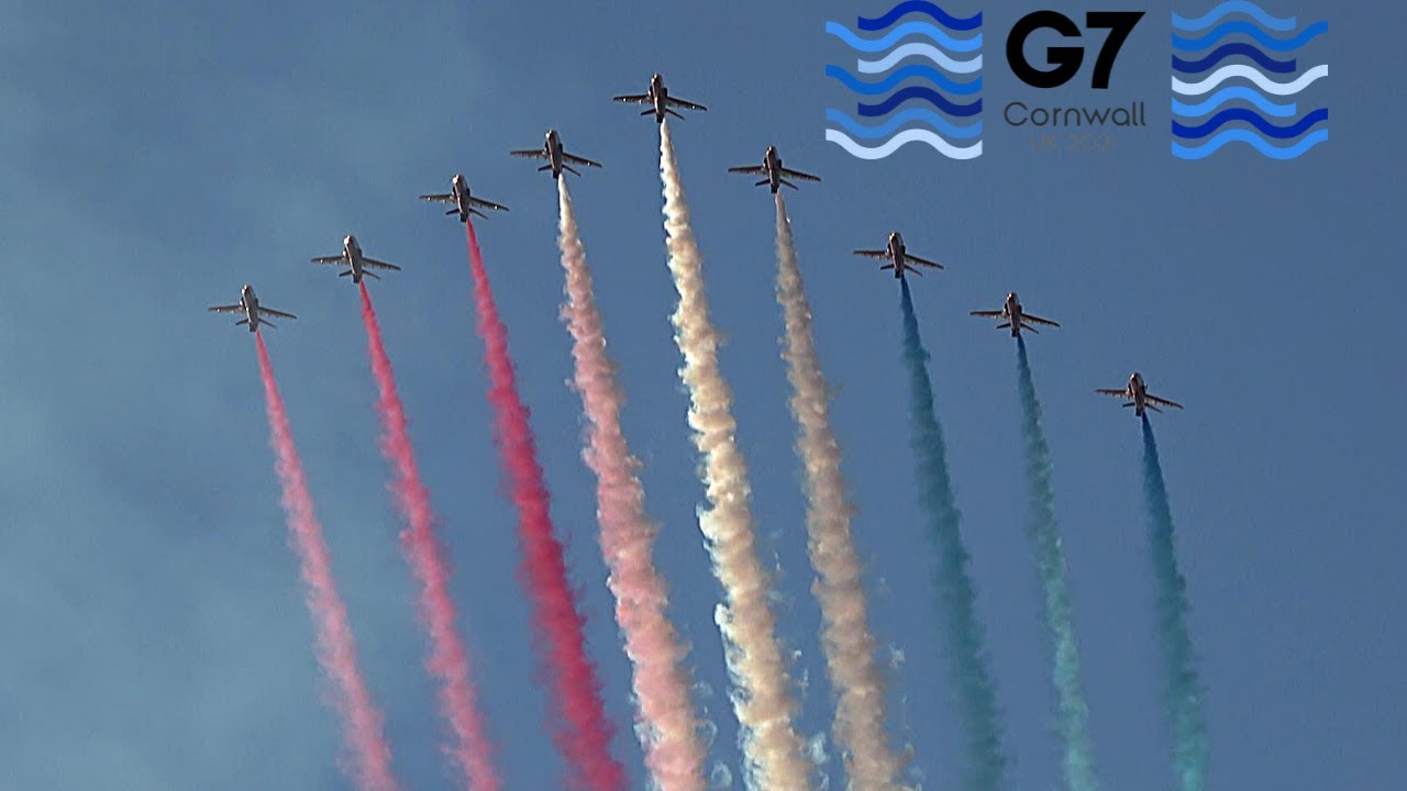 Royal Air Force - Red Arrows Light Up The Skies For G7 World Leaders - Carbis Bay - Colourful Smoke!