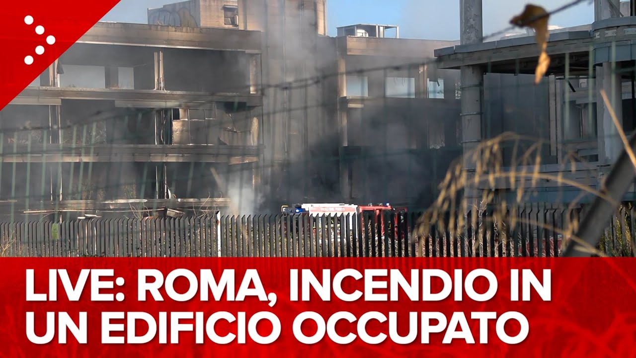 LIVE Roma, incendio in un edificio occupato, in corso operazioni di spegnimento: diretta video