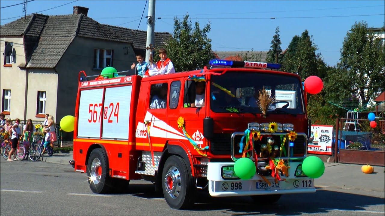 Święto Plon&oacute;w (Dożynki)  Krowiarki 27/28.08.2016 r.