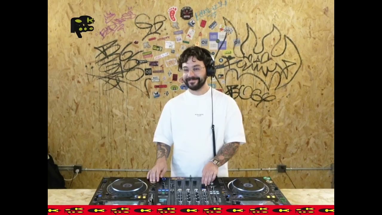 C+Radio 26 SS E04 W/ TORRES