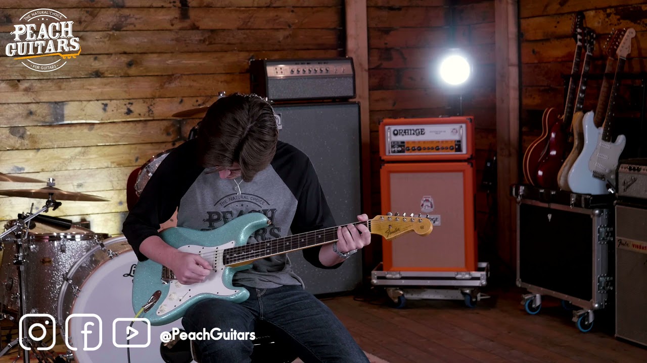 Fender Custom Shop '65 Stratocaster Blue Sparkle