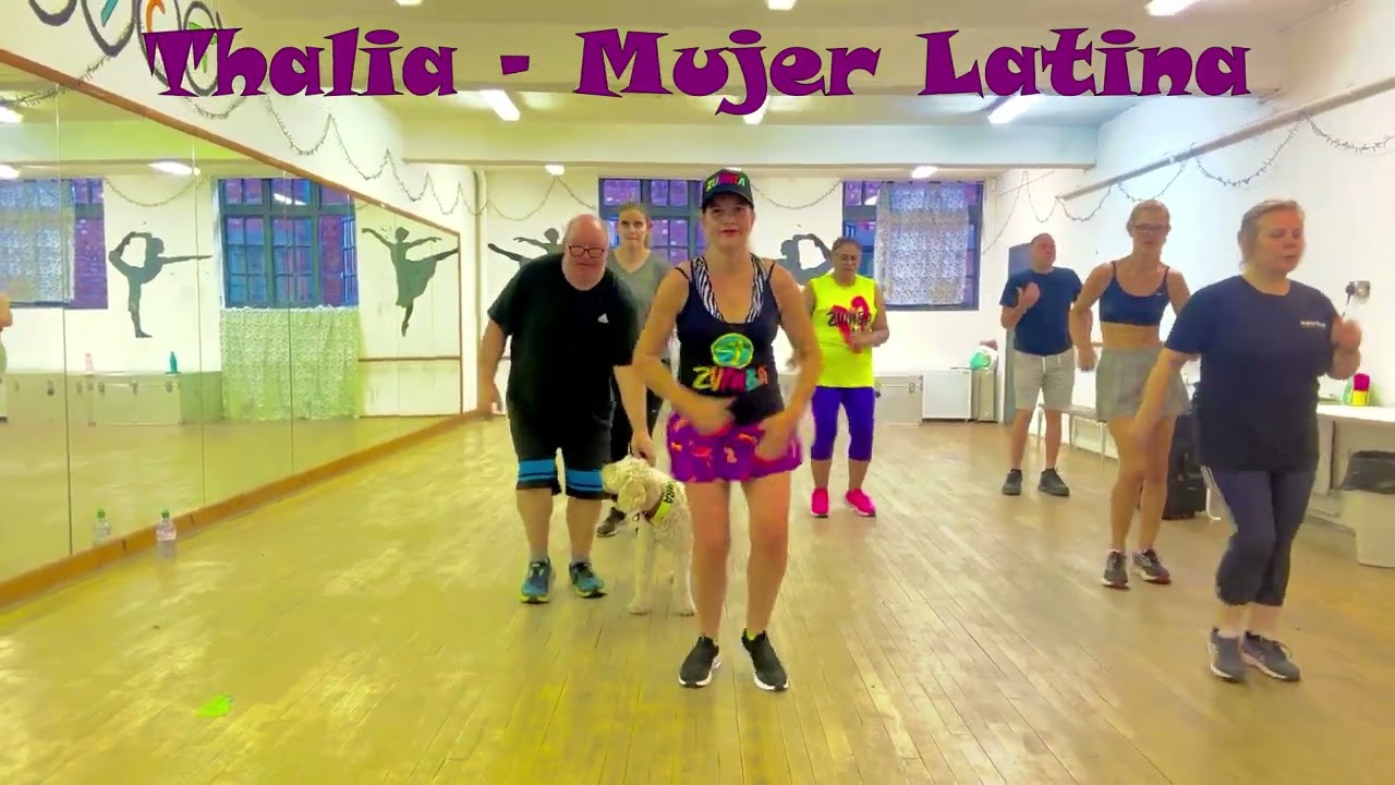 Thalia - Mujer Latina - GloriaZumbaZin (GZZ™)