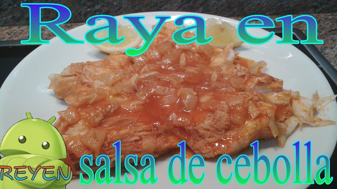Raya en salsa de cebolla