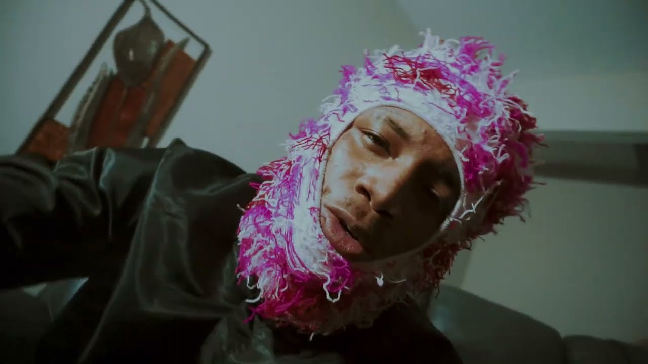 YhapoJJ - You Look Down (Official Music Video)