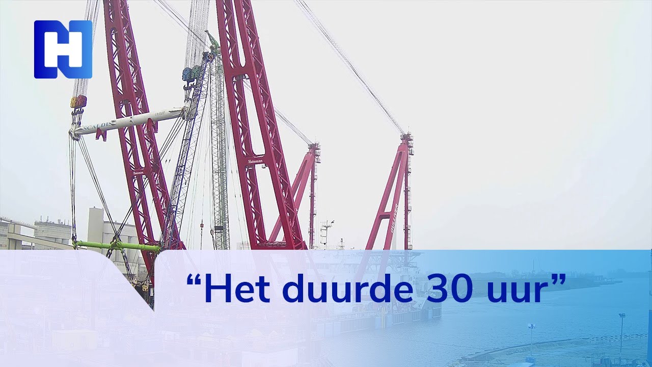 In beeld: zo werden de betonnen pijlers van drie miljoen kilo geplaatst in IJmuiden