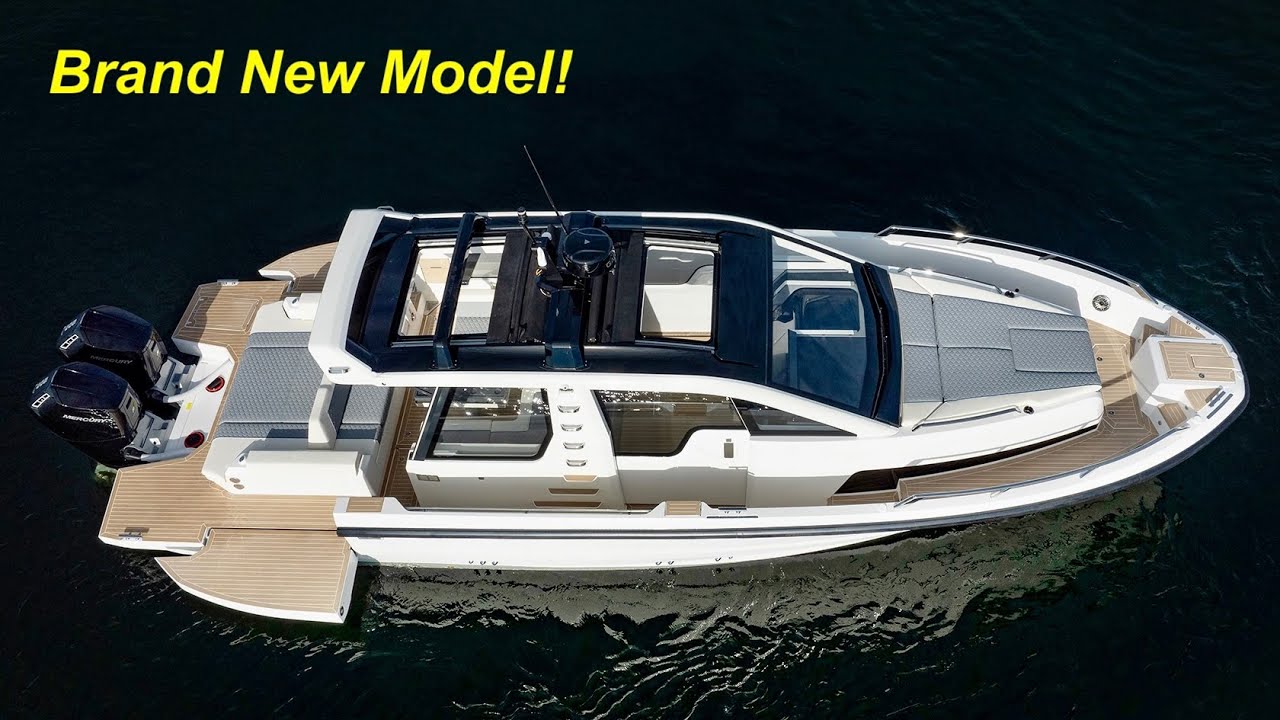 &euro;800,000 Yacht Tour : Windy SR40