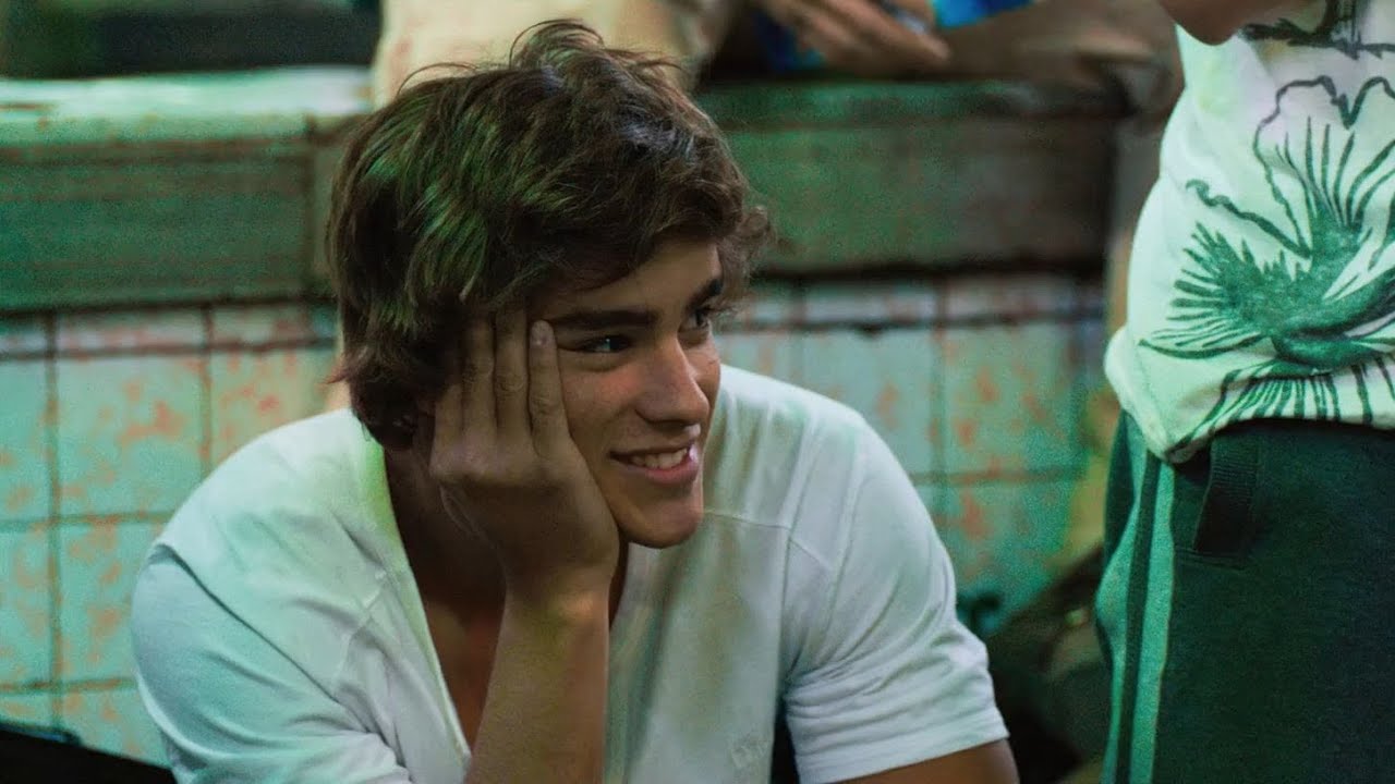 Brenton Thwaites in 