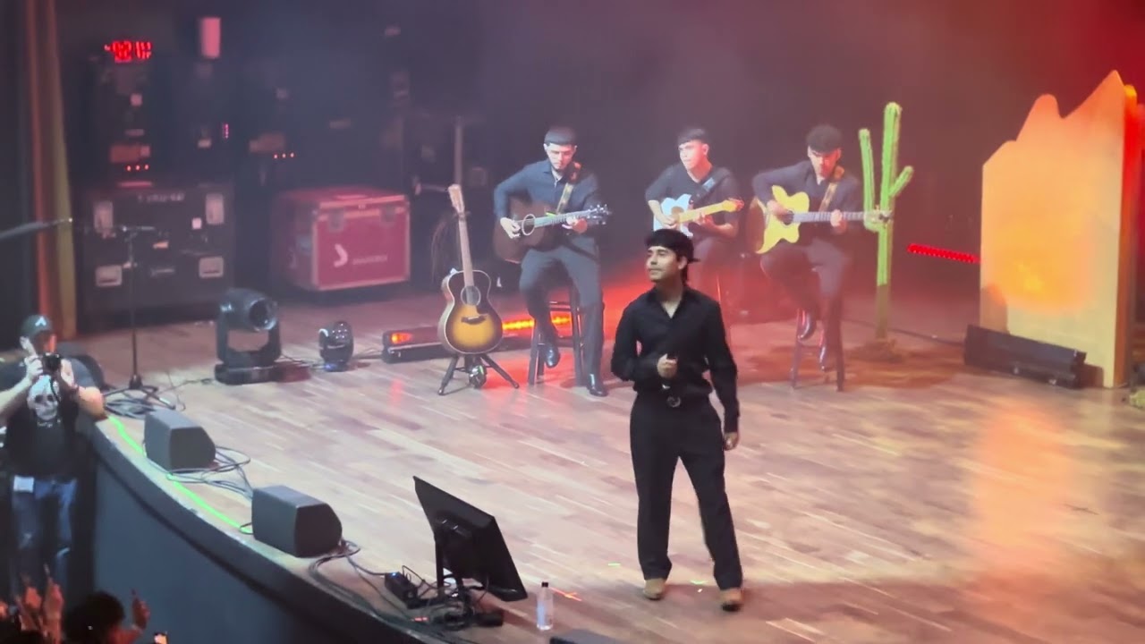 Perro Abandonado - Iván Cornejo LIVE Atlanta 2023 N1