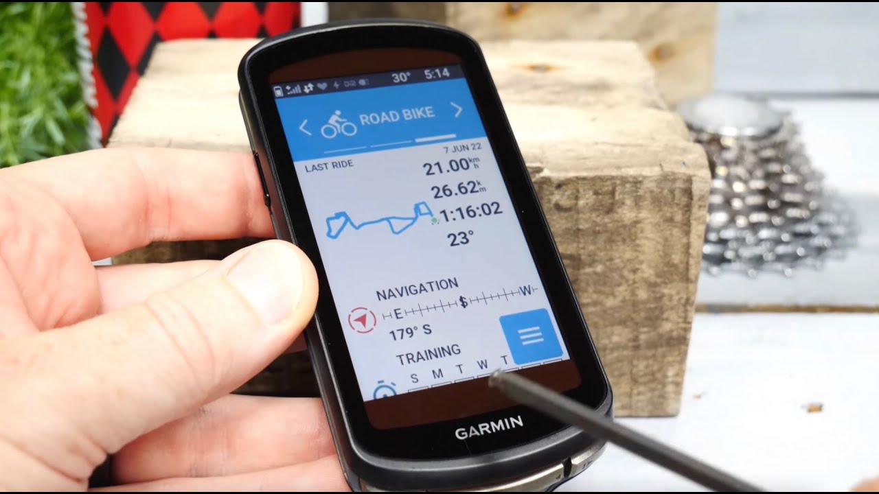 Garmin lança novo Ciclocomputador Edge 1040, com carregamento SOLAR
