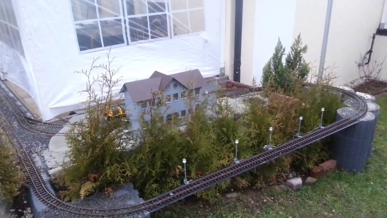 Bau und Erweiterung unserer Lgb/Piko Gartenbahn im November 2016 Mildenau - Erzgebirge Teil 1/Hang