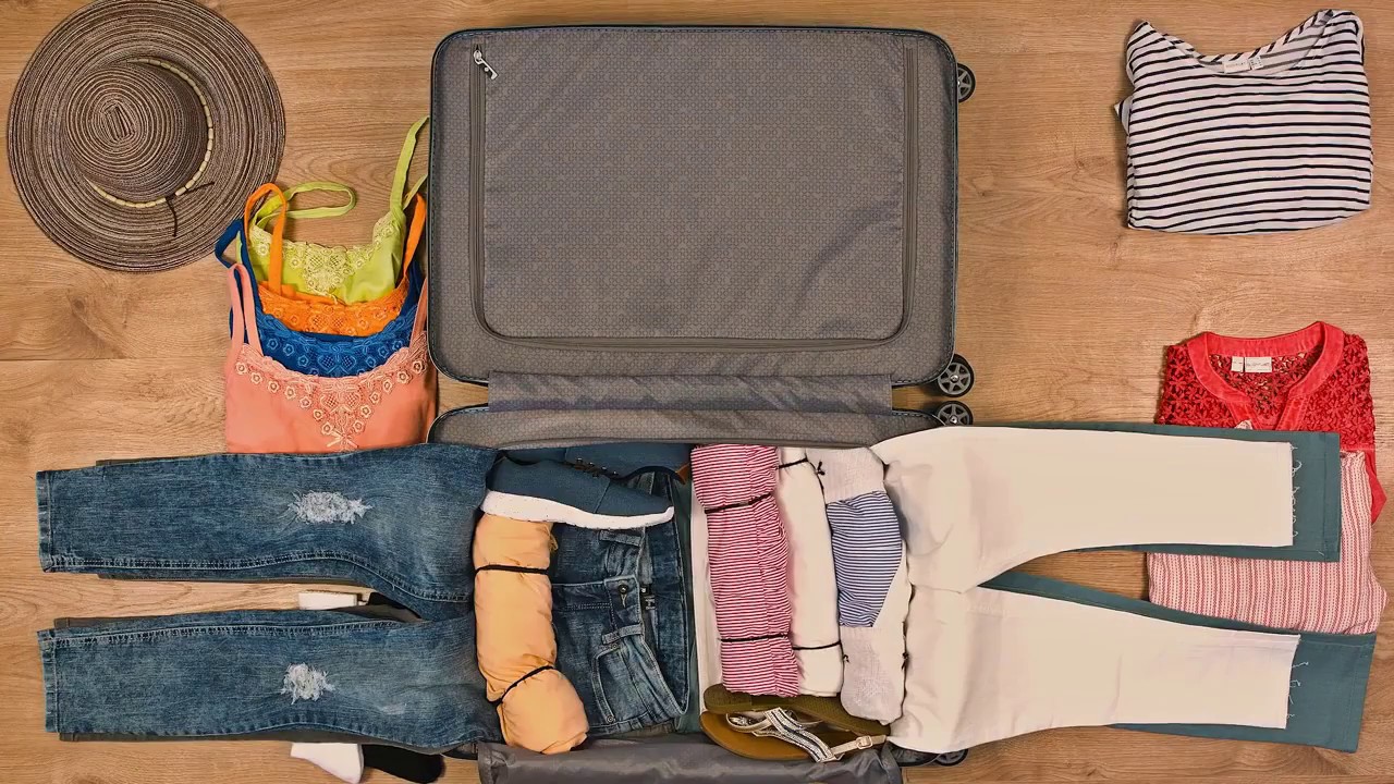 Life Hacks: Πακετάρισμα βαλίτσας για εξοικονόμηση χώρου | bonprix.gr