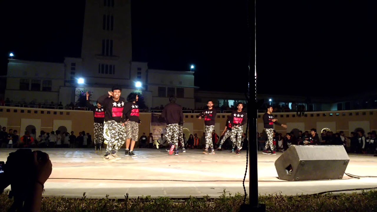 BITS Pilani street dance OASIS 2015