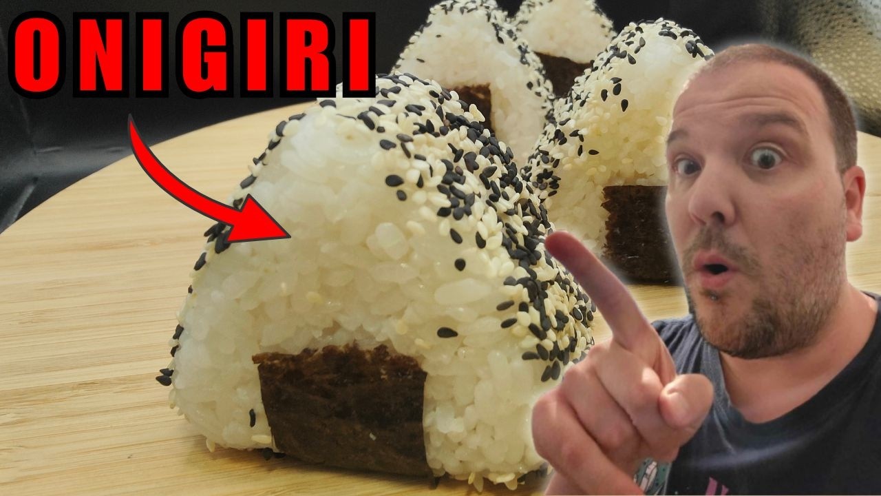 Comment faire des onigiri maison : recette à la main ET avec moule