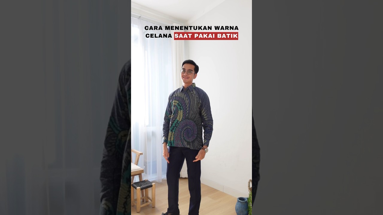How to Determine the Color of Pants When Wearing Batik! #fashion #mensfashion #batik #shorts