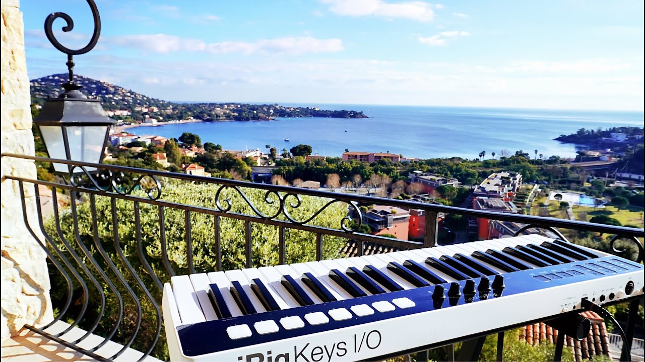Musikerparadies an der C&ocirc;te d&rsquo;Azur - Balkonkonzert vor dem Appartement von Christoph Willi M&uuml;ller