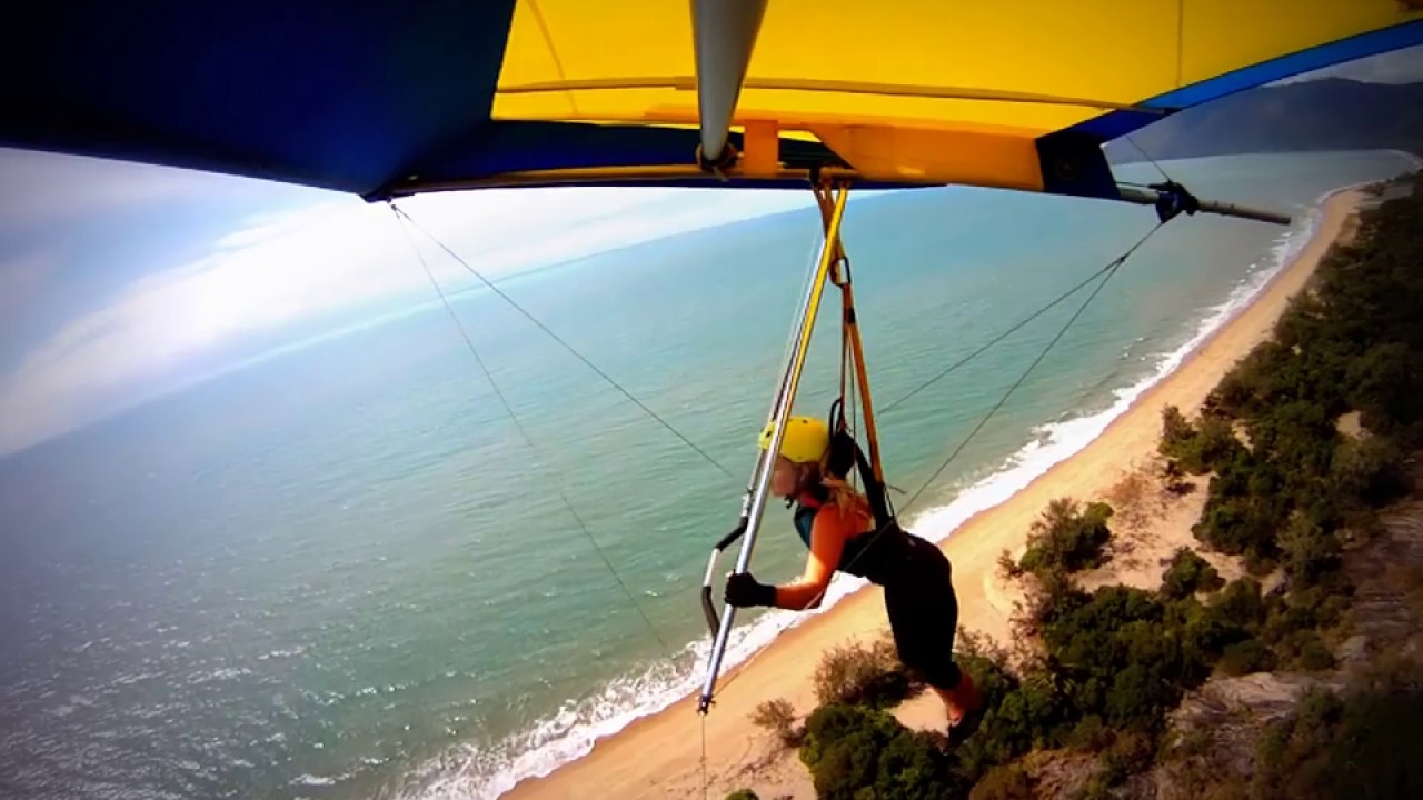Hanggliding, first solo, bad landing XD