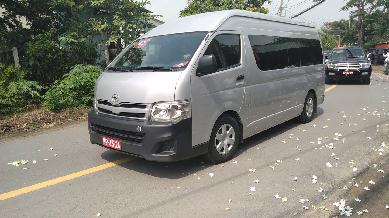 Dàn  xe khủng - Đám tang cố thủ  tướng  Phan Văn Khải