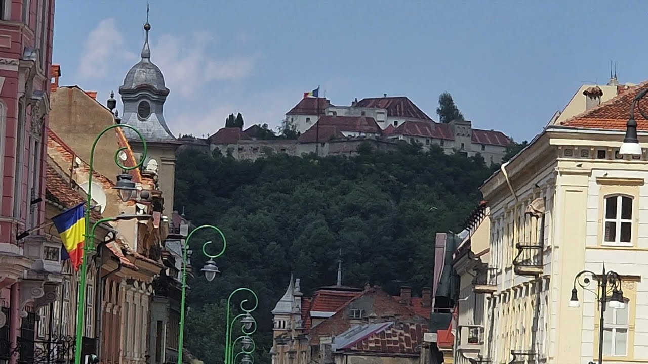 Drumul spre Cetățuia de pe Strajă, Brașov, România.