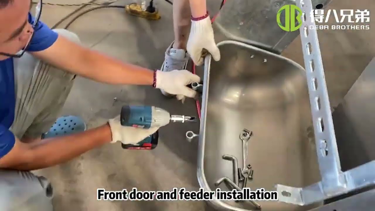Step-by-Step Guide: Installing the Adjustable Farrowing Crate 🐖🛠️