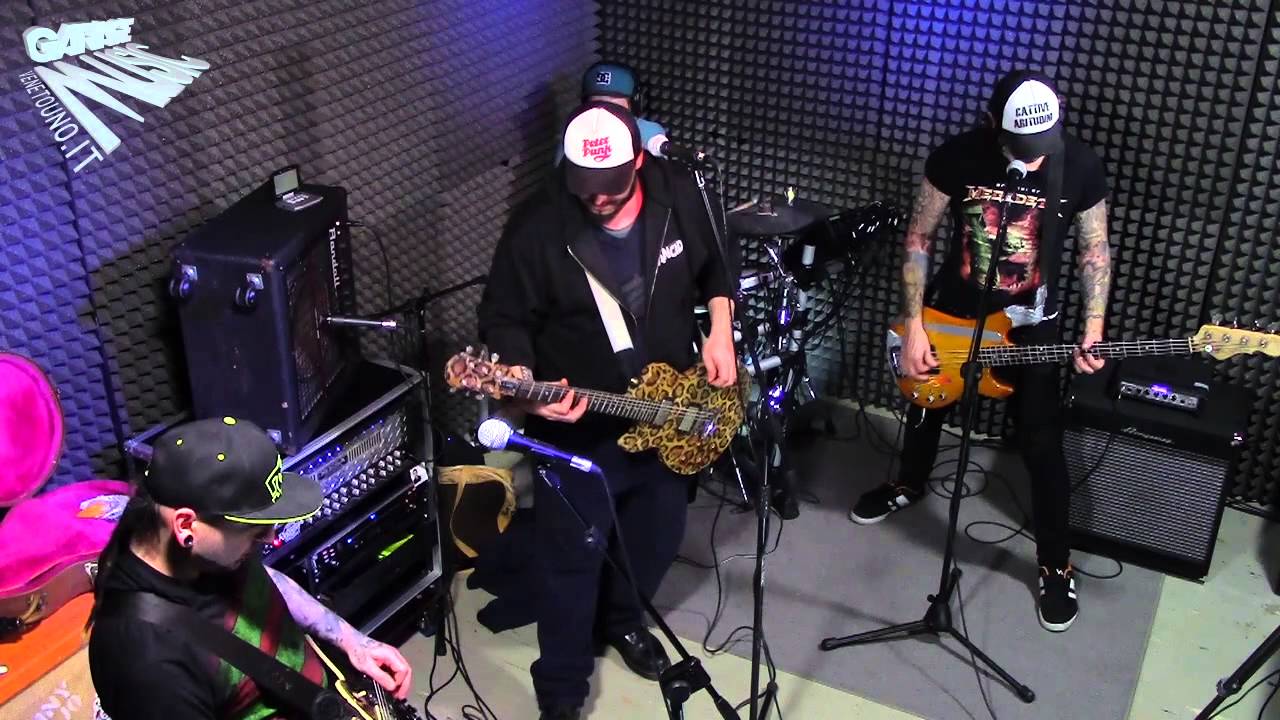 PETER PUNK   Il buffone di corte @ Garage Music Radio Veneto Uno