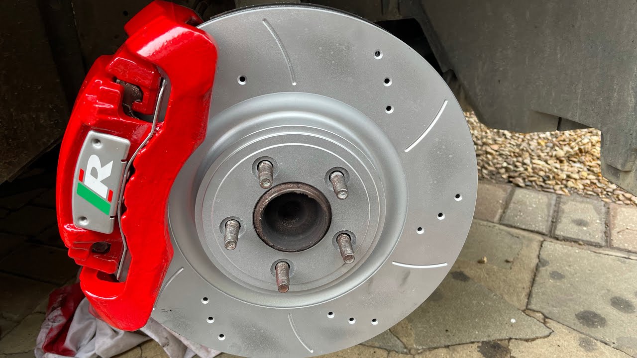 Jaguar XJR x350 Front Mtec drilled and Grooved brake discs and pads fitment XJ8