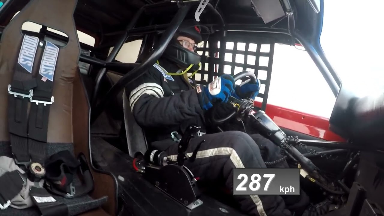 SpeedWeekend on ice Årsunda 2024 Opel Kadett Caravan 287kmh average on flying kilometer.