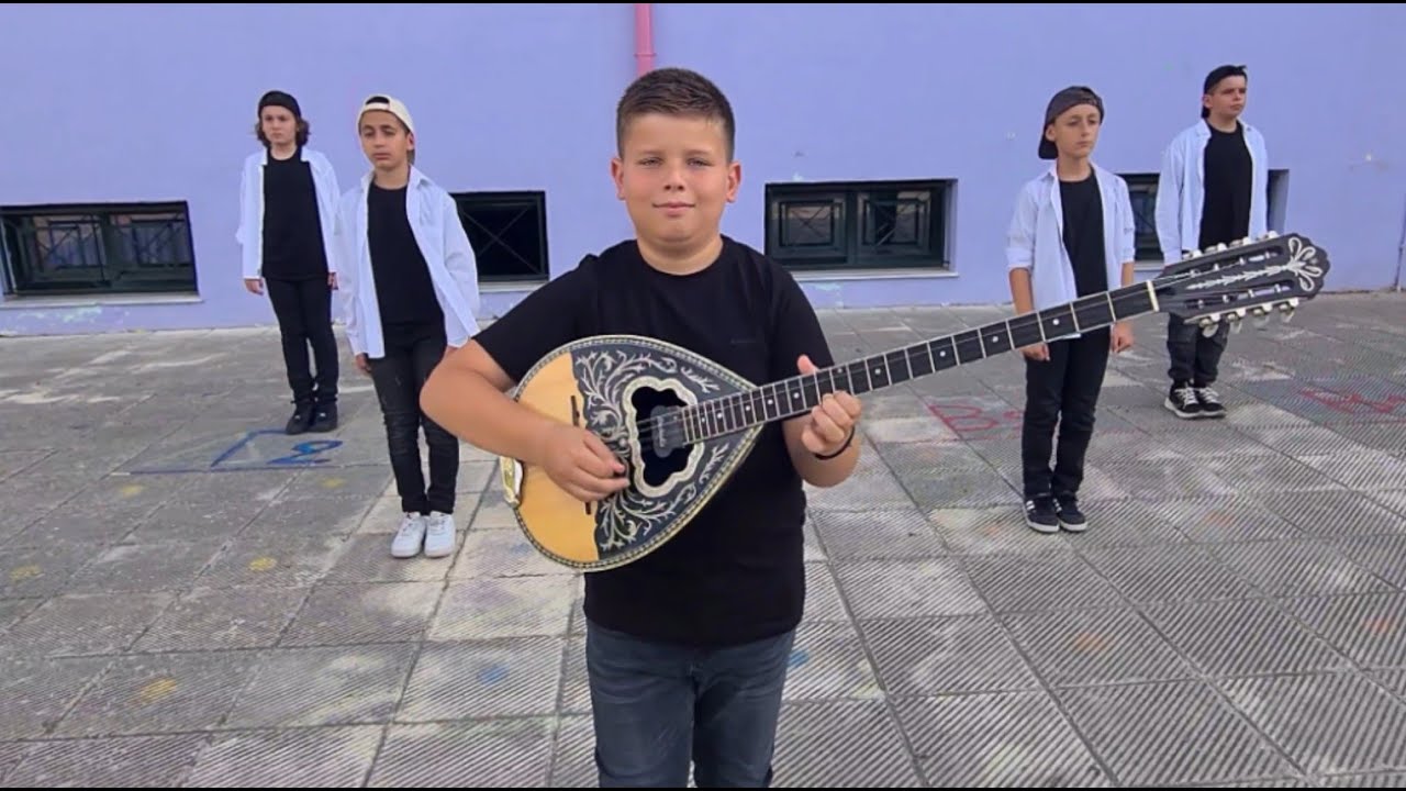 ΔΥΟ ΦΙΛΙΑ - διασκευή αποφοίτησης | Official Music Video
