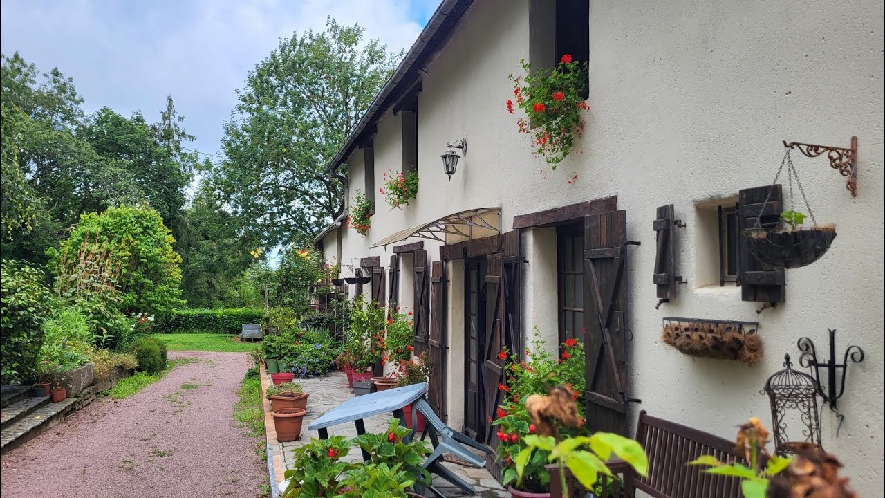 Coming soon quirky longère set in beautiful grounds in Lower Normandy near Gavray.