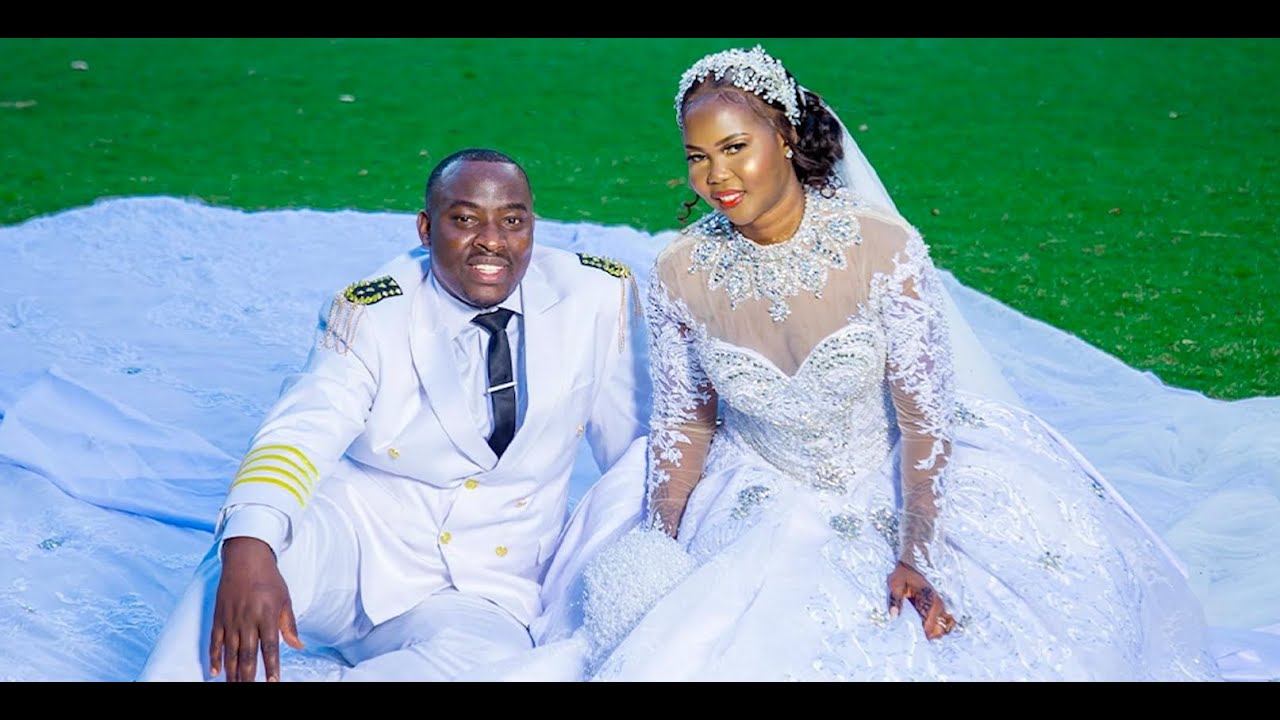 Nyom Pa Claude And Stella