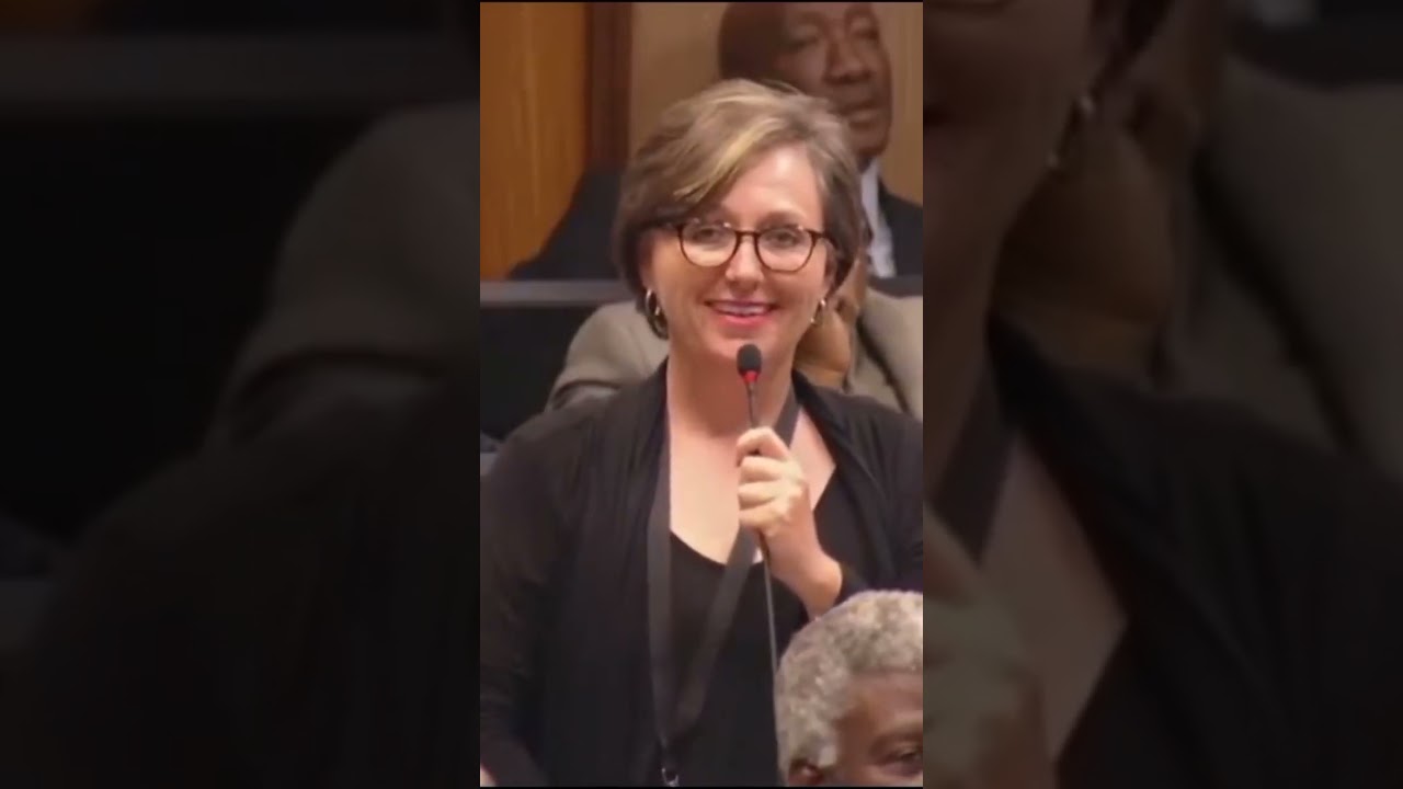 Hilarious moment of Julius Malema in Parliament 😂