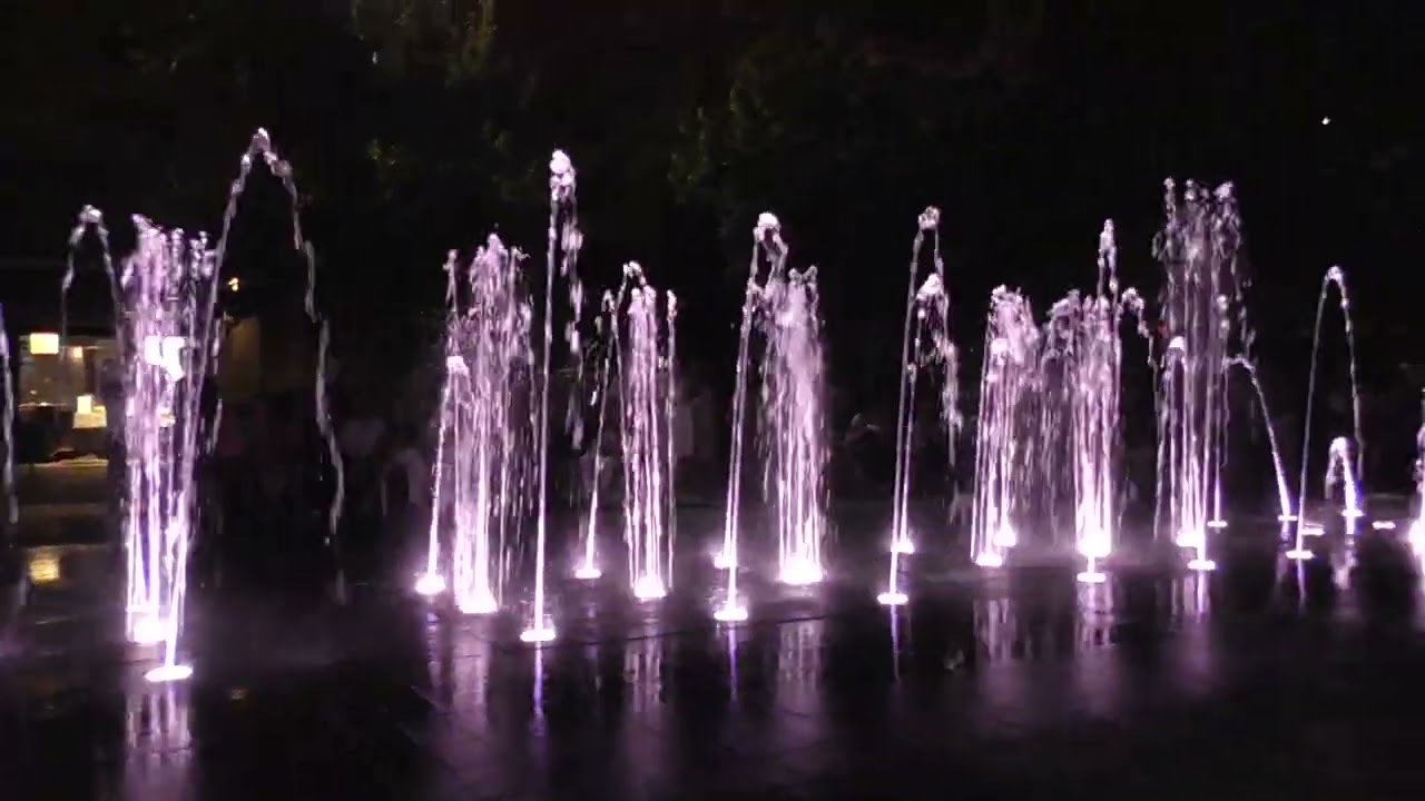 Les Fonts del Passeig amb llum i música  (Festa Major 2025)