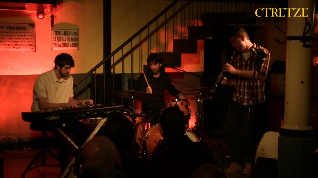 Jazz Salon C13 - R4 JAZZ TRIO, Beautiful Love